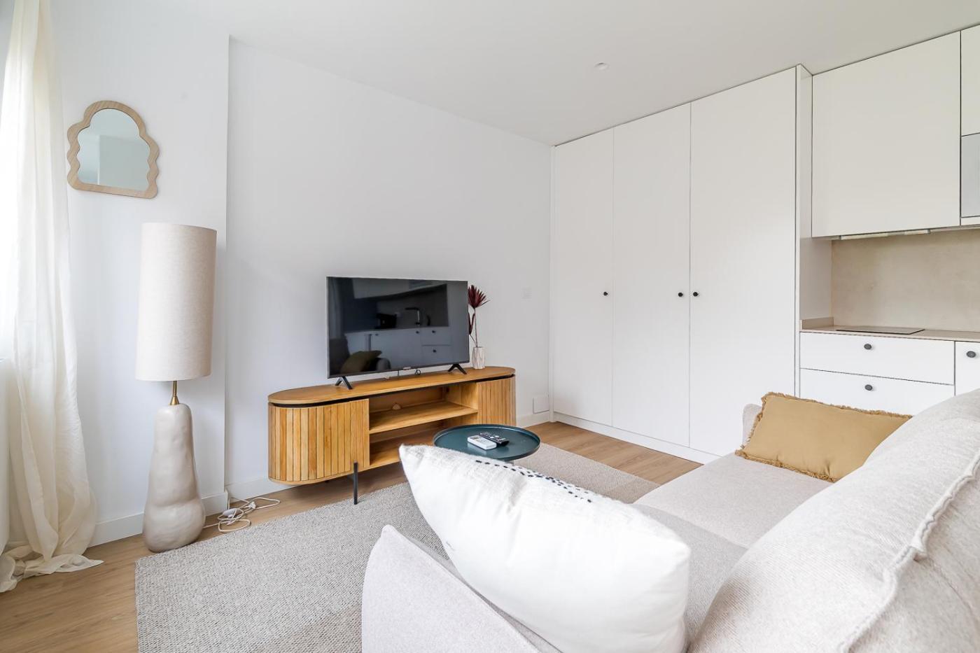 Caterina Ventas Apartment Madrid Exterior photo